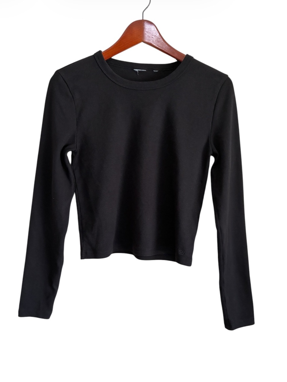 Aritzia Women's Black Long Sleeve Crew Neck Cropped Tee Size XS